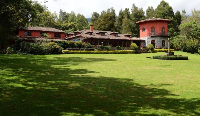 Hacienda El Cerotal by Tierra del Volcan