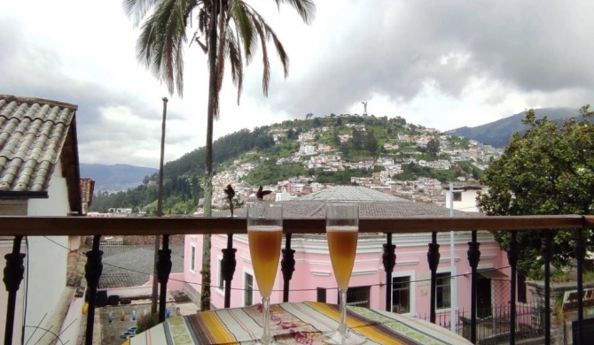 Colonial House Instinto Ecuador