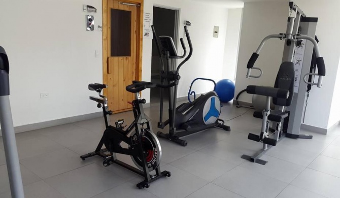 Suite WIFI, Sauna, Turco, Gimnasio, Malls, Estadio, Cines.