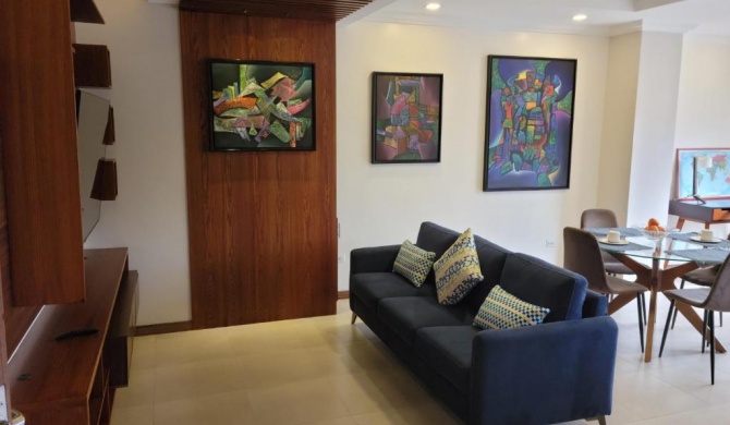 Lovely 2B-2B Condo in the best area in Cuenca.
